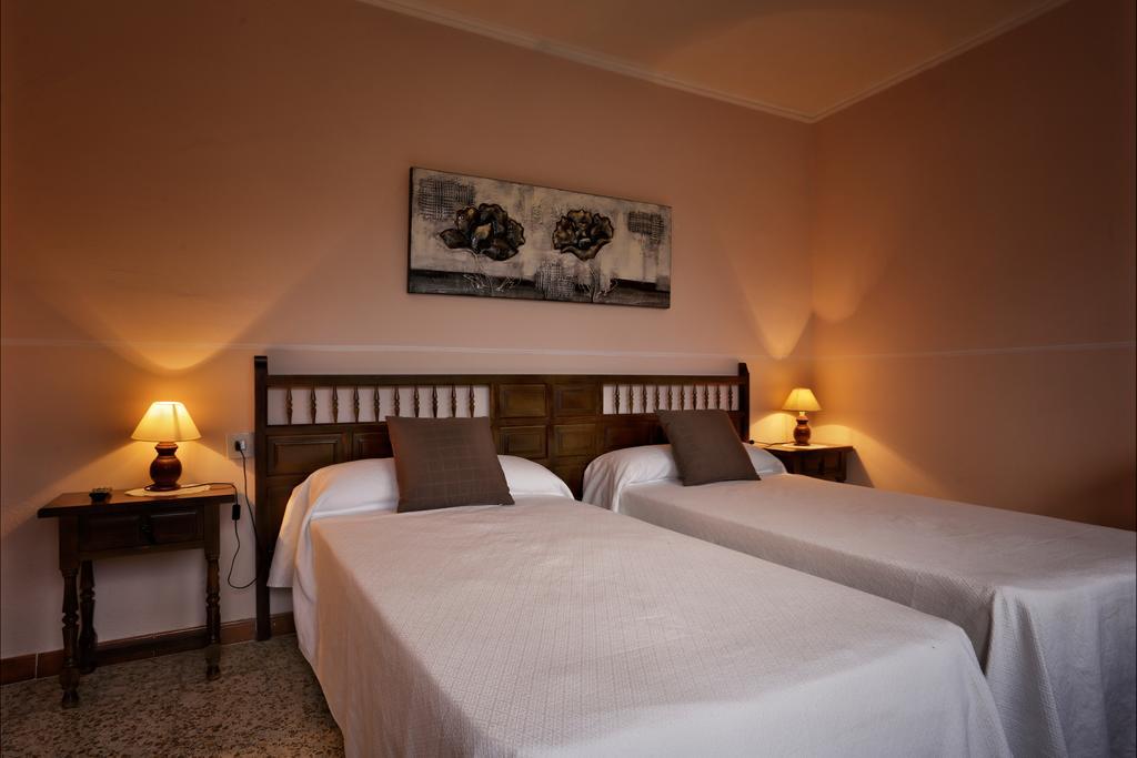 Hostal Populetus Poboleda Exteriér fotografie