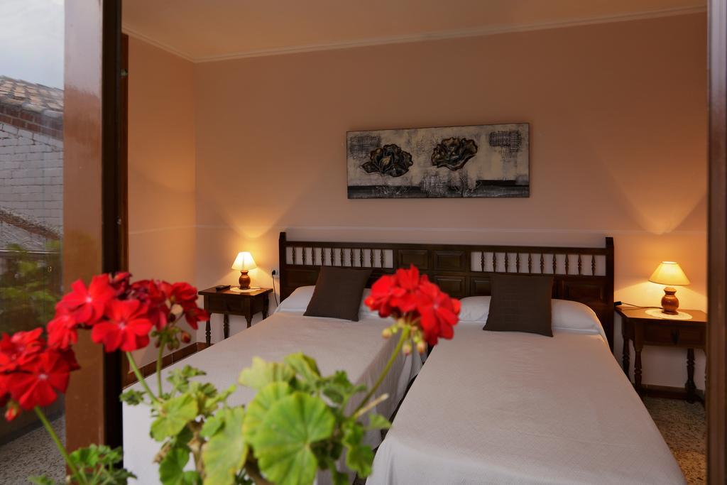 Hostal Populetus Poboleda Exteriér fotografie